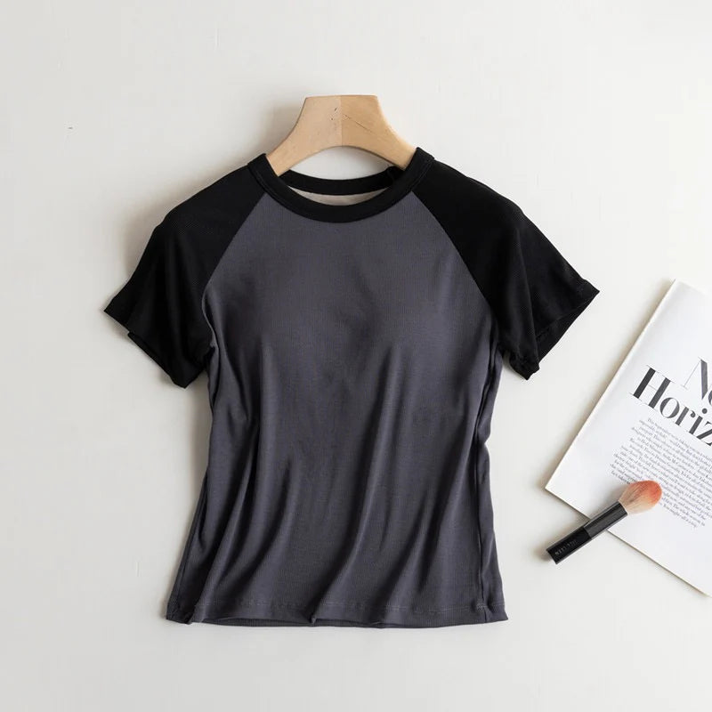 Padded Contarst Round Neck Padded T-shirt