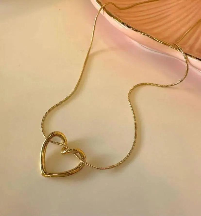 Viral Heart Pendant Every Girl Wants 💖