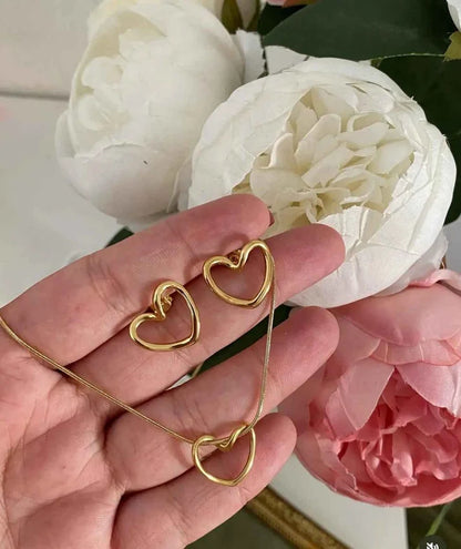 Heart Pendant Necklace and Stud Earring Set